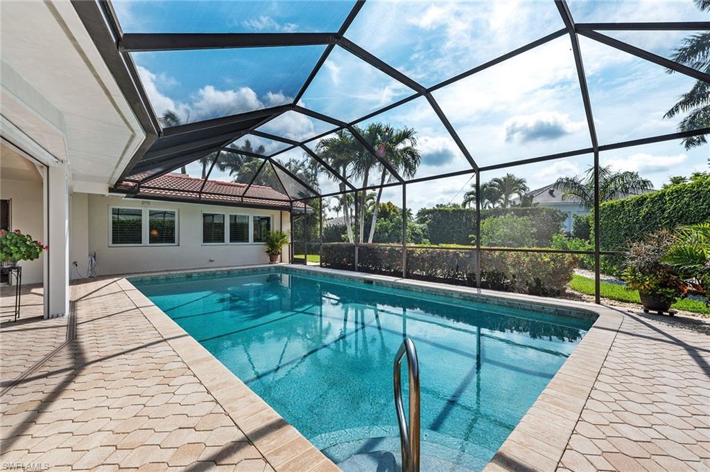 MOORINGS - Residential