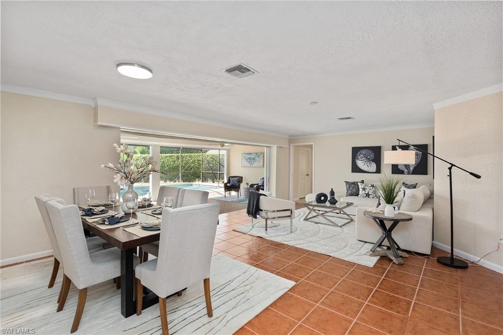 MOORINGS - Residential