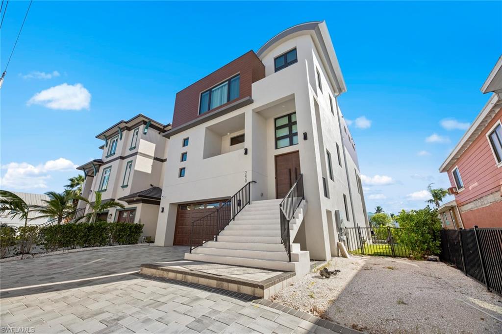 CRESCENT PARK ADDITION - Residential