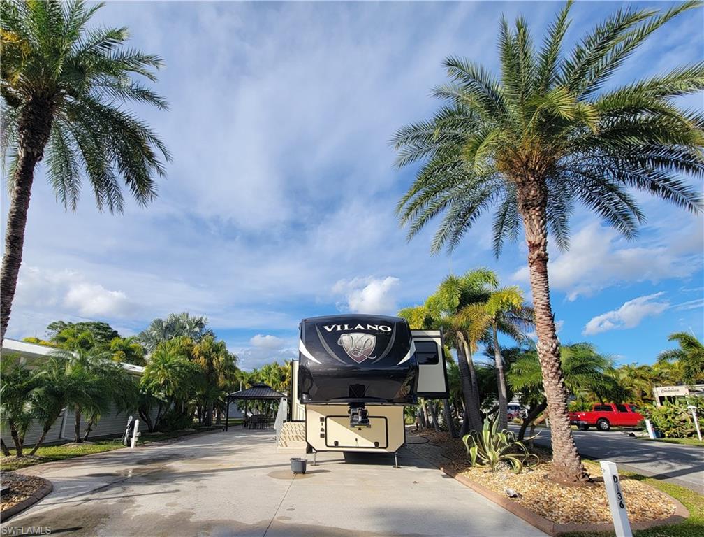 CYPRESS WOODS RV RESORT - Land