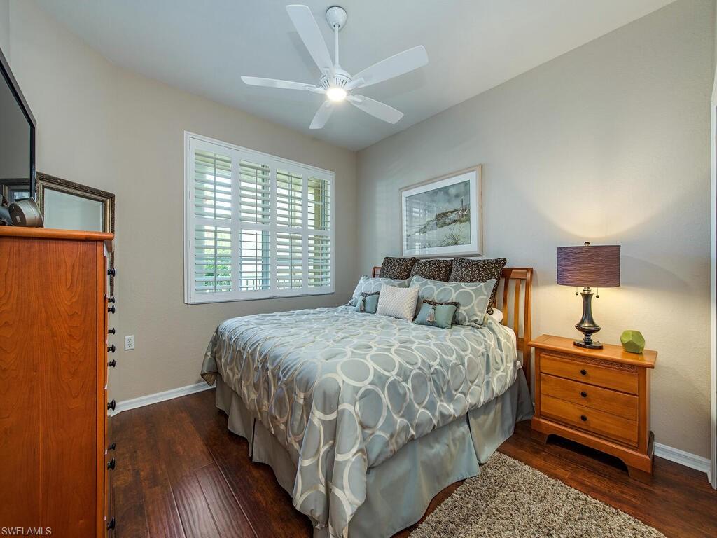 LAKE BARRINGTON - Residential