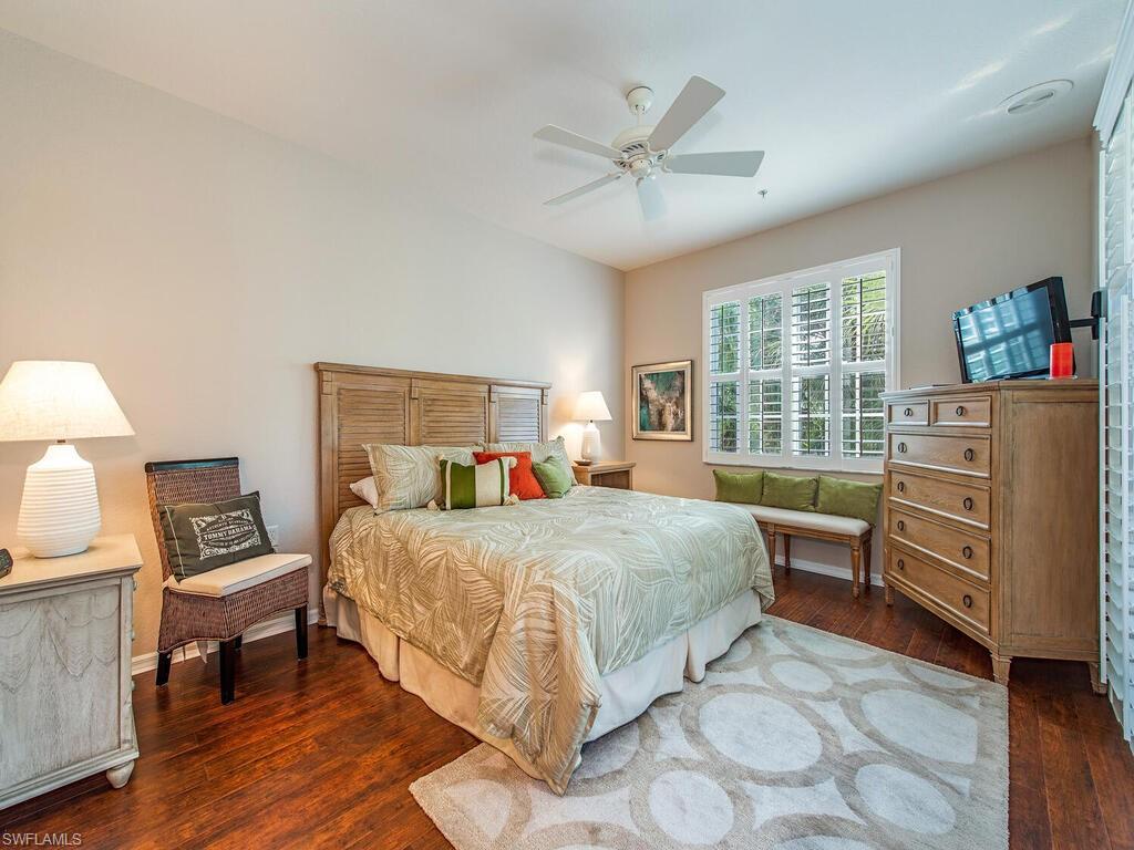 LAKE BARRINGTON - Residential