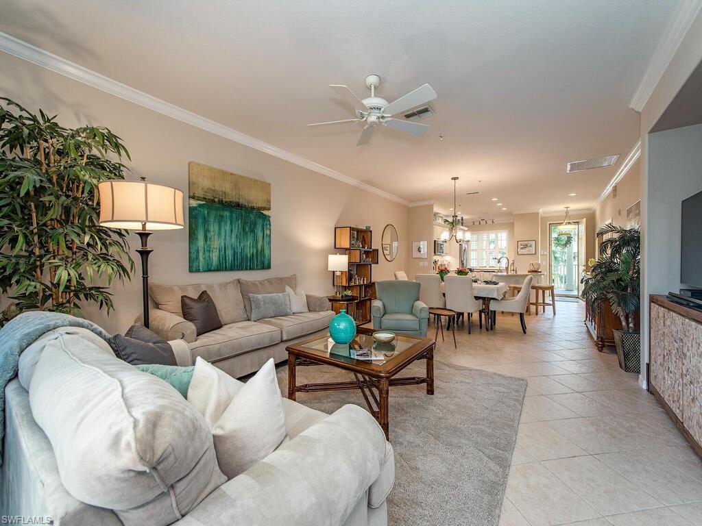 LAKE BARRINGTON - Residential