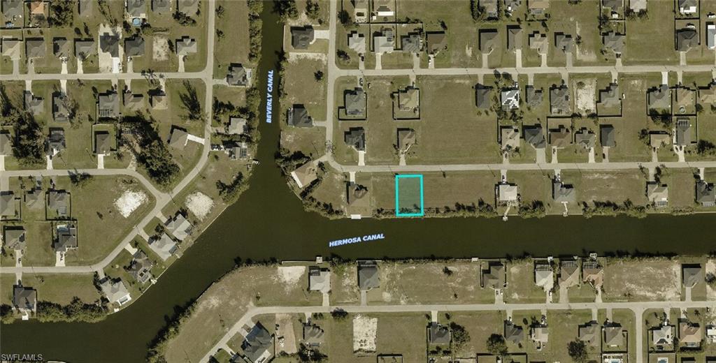 CAPE CORAL - Land