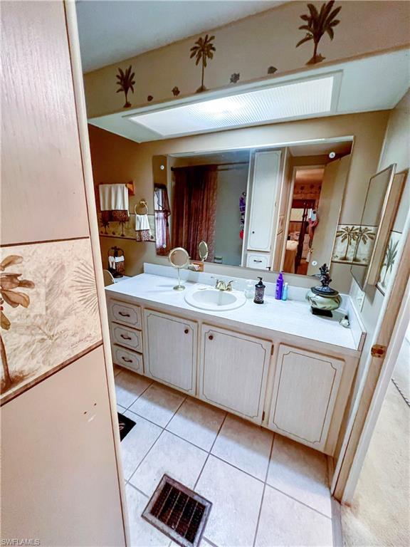 THUNDERBIRD MOBILE HOMES - Residential