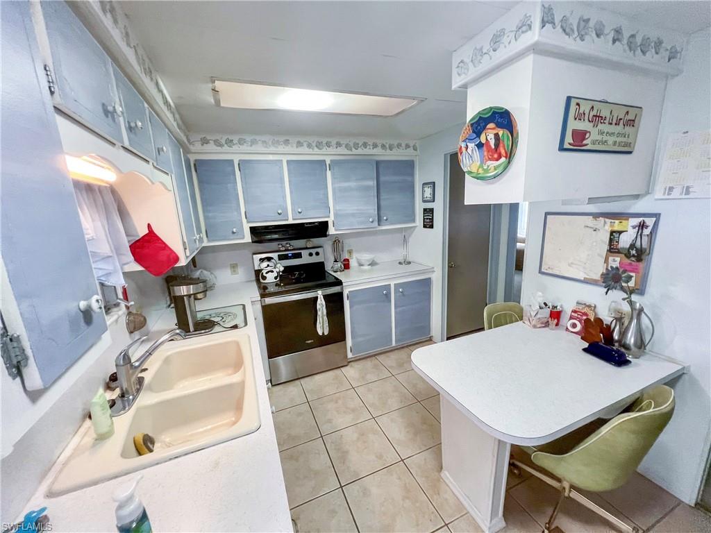 THUNDERBIRD MOBILE HOMES - Residential