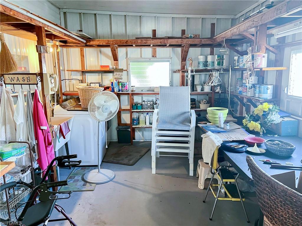 THUNDERBIRD MOBILE HOMES - Residential