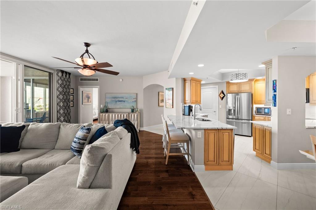 HIGH POINT PLACE - Residential