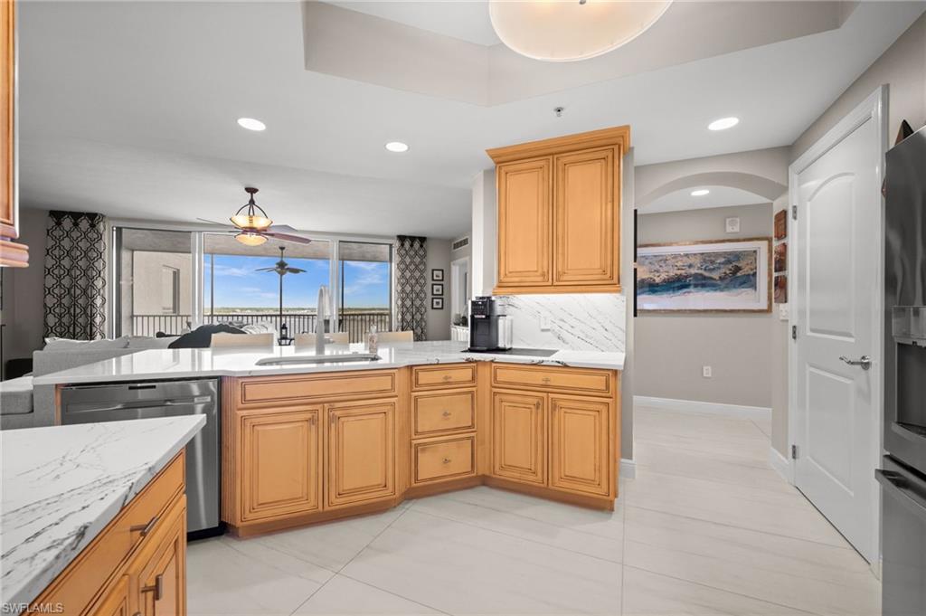 HIGH POINT PLACE - Residential