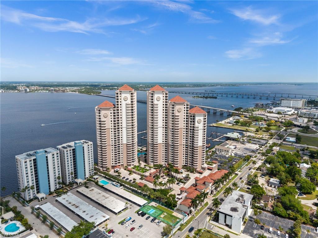 HIGH POINT PLACE - Residential