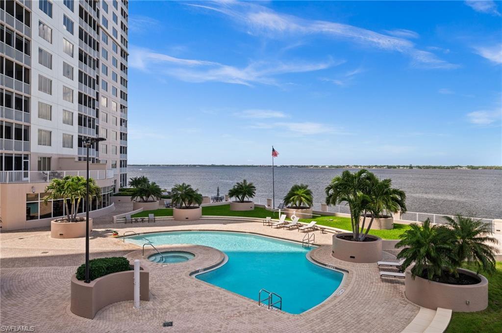 HIGH POINT PLACE - Residential