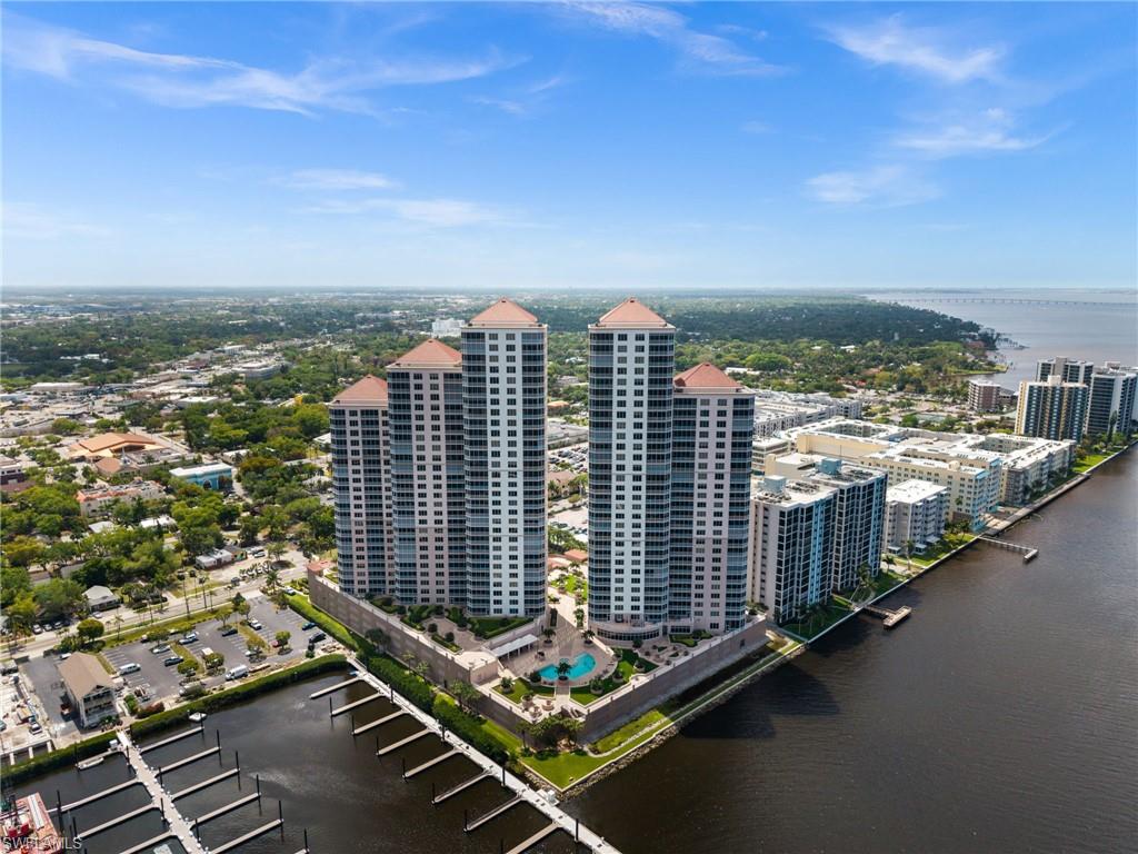 HIGH POINT PLACE - Residential