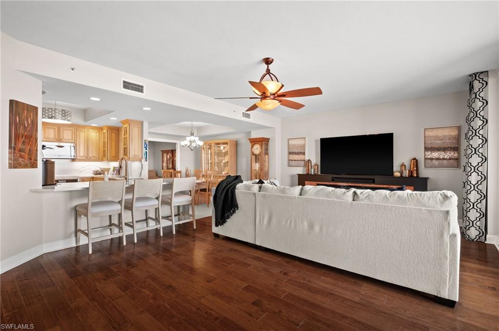 HIGH POINT PLACE - Residential