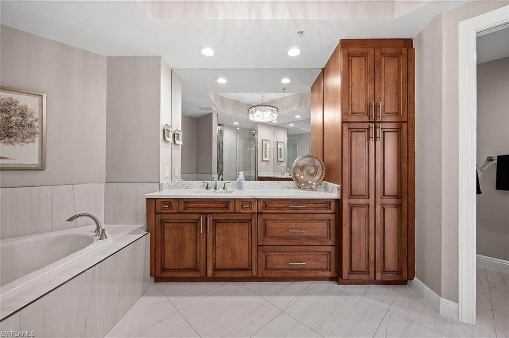 HIGH POINT PLACE - Residential