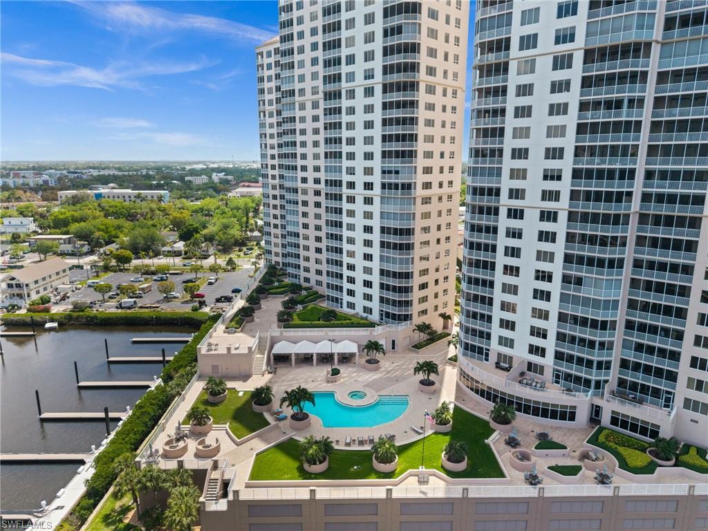 HIGH POINT PLACE - Residential