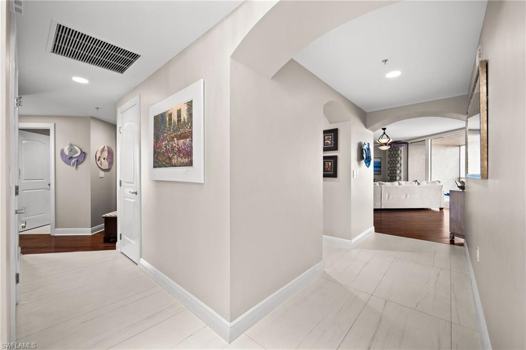 HIGH POINT PLACE - Residential