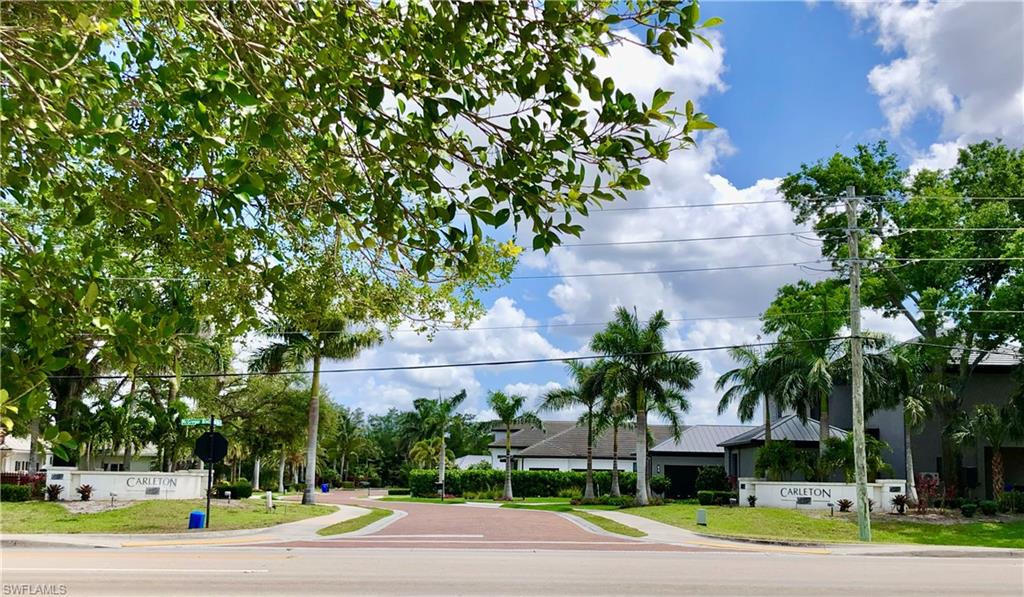 1426 Carleton Palm CT