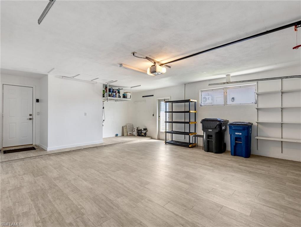 PALM ACRES - Residential