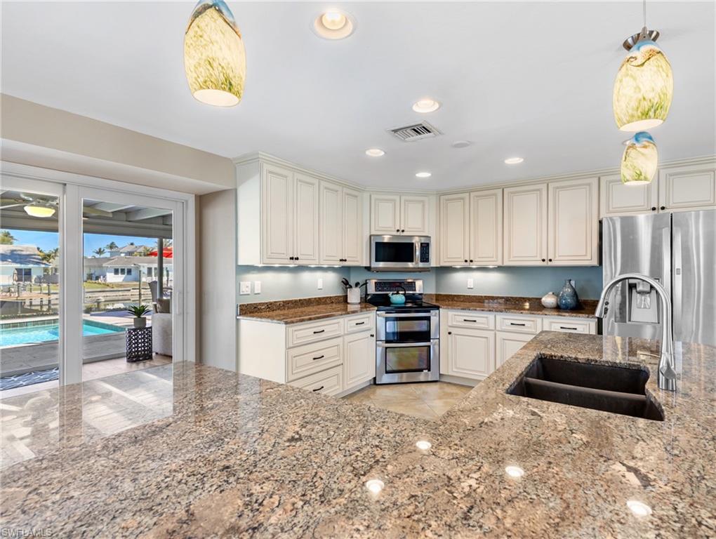 PALM ACRES - Residential