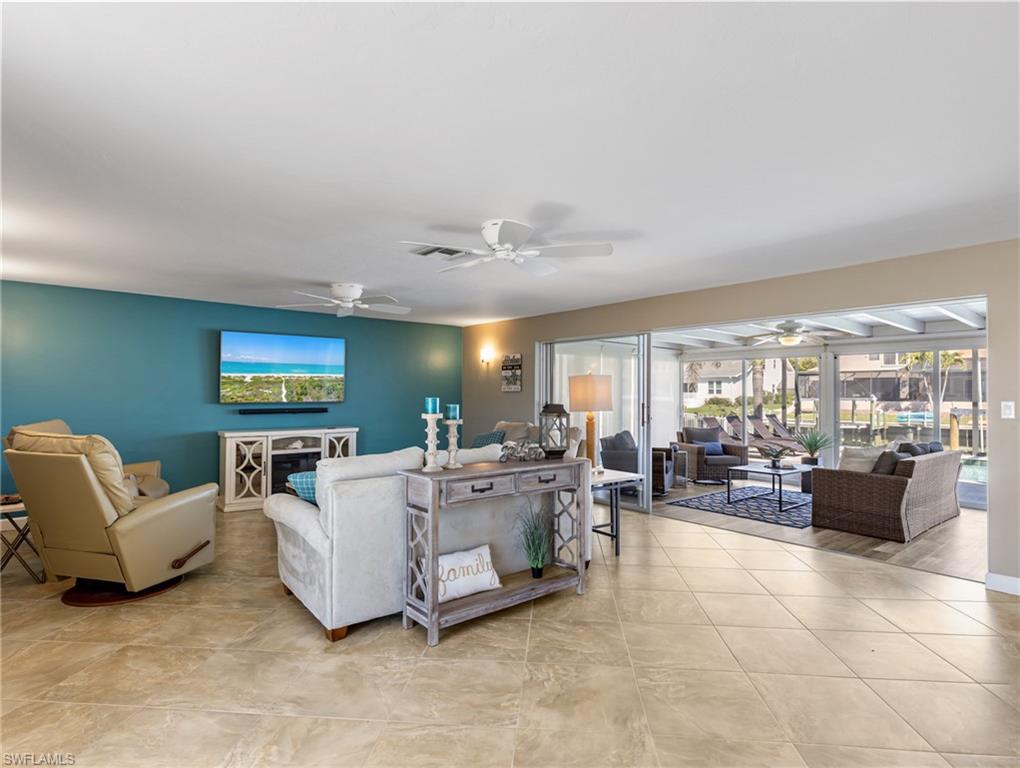 PALM ACRES - Residential