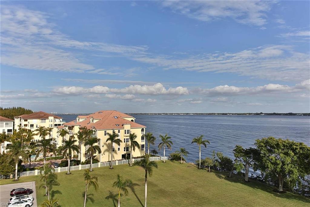 RIVER TOWERS CONDO - Residential