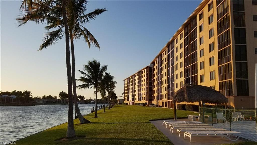 RIVER TOWERS CONDO - Residential