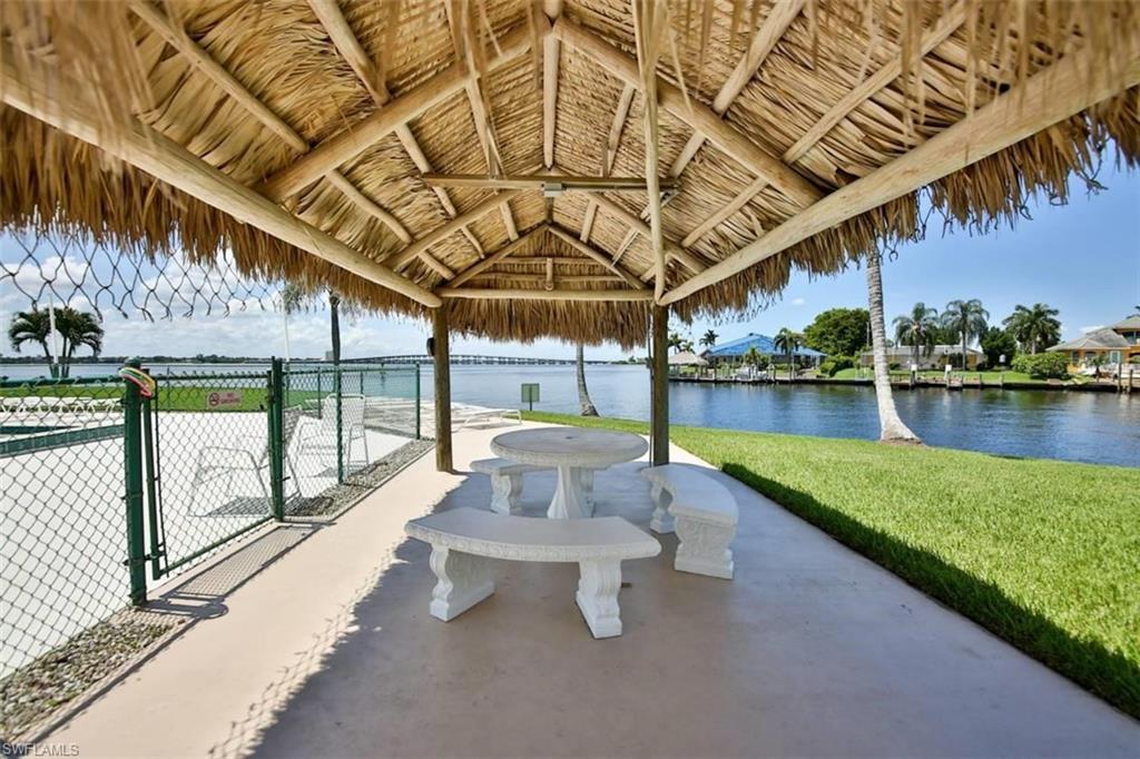 RIVER TOWERS CONDO - Residential