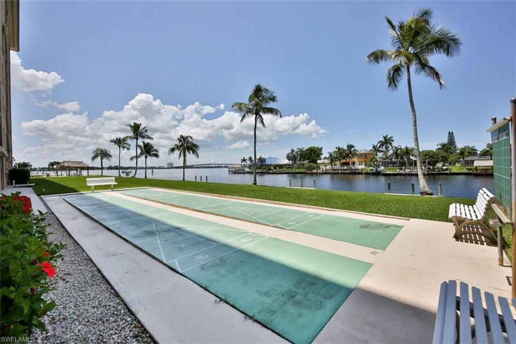 RIVER TOWERS CONDO - Residential