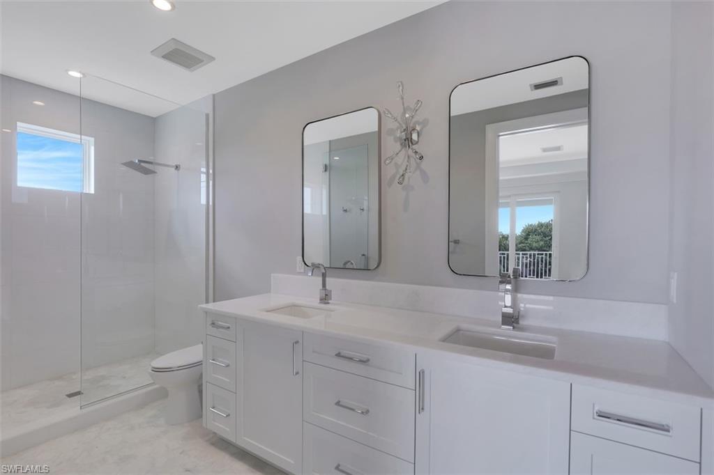 AQUALANE SHORES - Residential