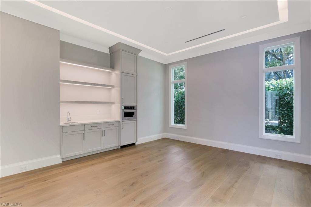 AQUALANE SHORES - Residential