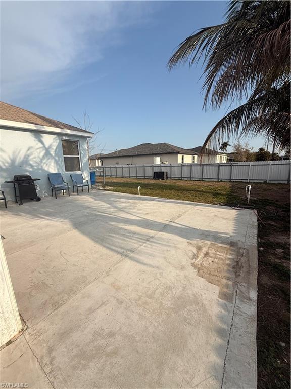 CAPE CORAL - Residential