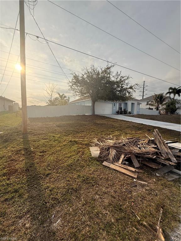 CAPE CORAL - Residential