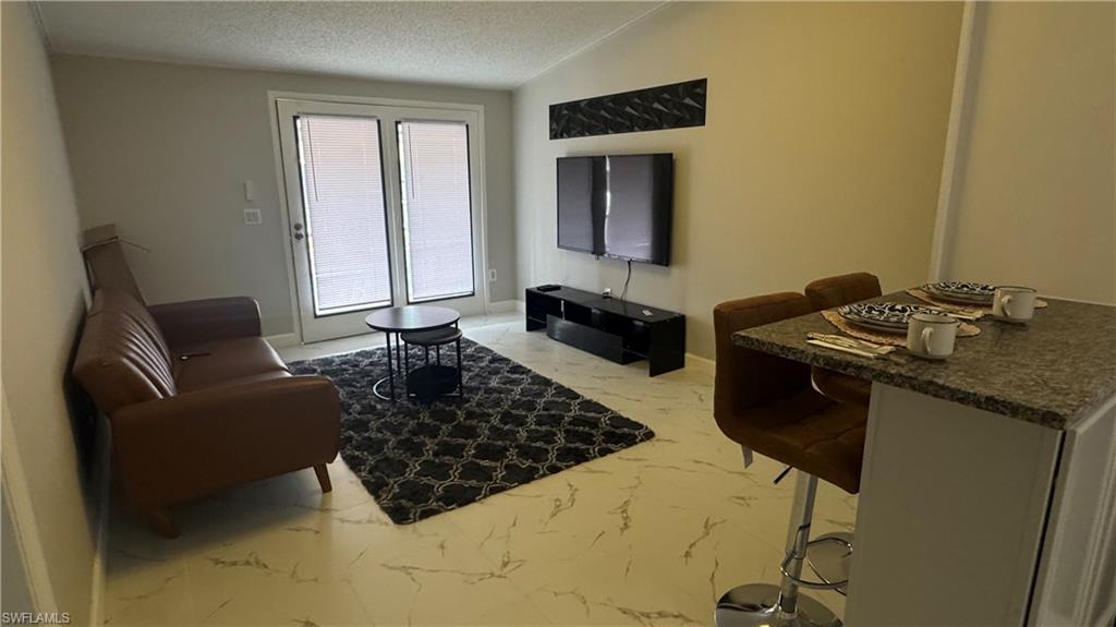 TREETOPS OF NAPLES - Residential Lease