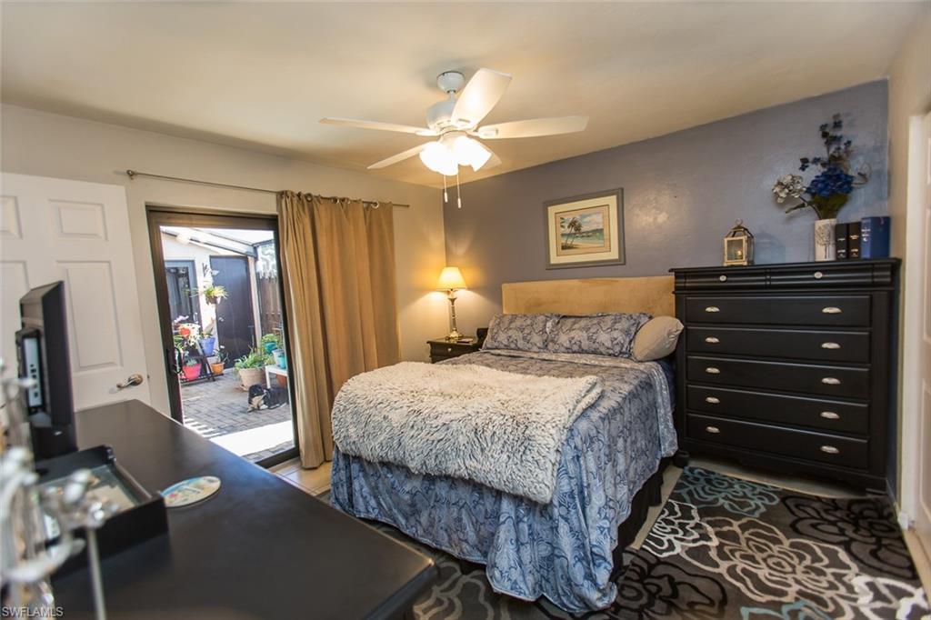 PINE GROVE TOWNHOUSES - Residential