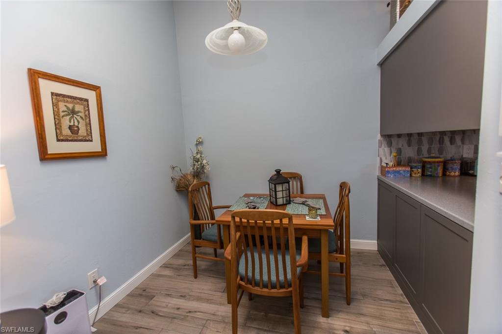 PINE GROVE TOWNHOUSES - Residential