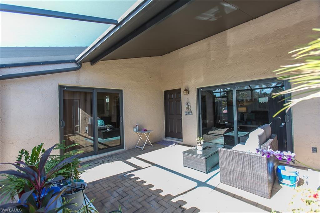 PINE GROVE TOWNHOUSES - Residential