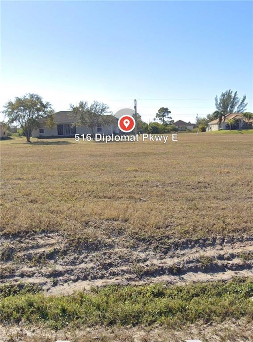 Great lot location! This lot is ready to build your new dream home. Buy now and build or hold for future investment. Taxes are low and the market is going up. Motivated seller!