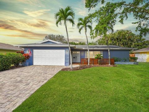 5324 Chippendale CIR E FORT MYERS FL 33919