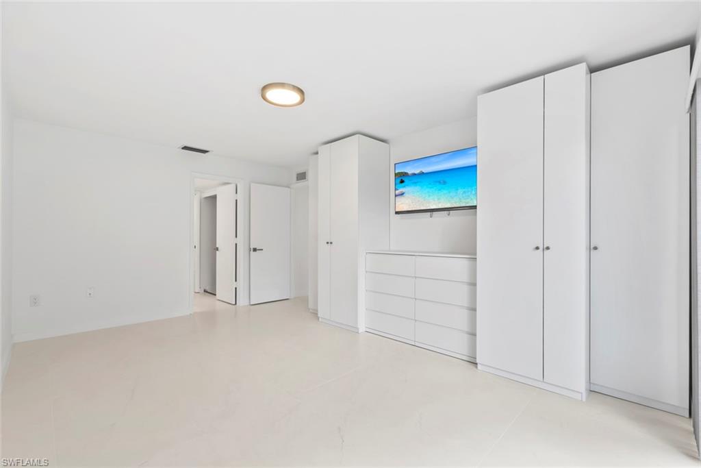 MEADOWS - Residential Lease