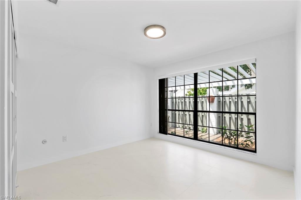 MEADOWS - Residential Lease