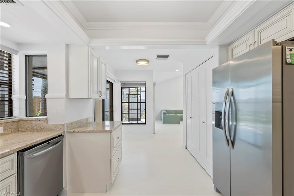 MEADOWS - Residential Lease