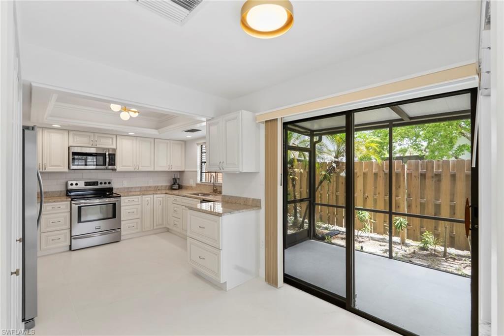 MEADOWS - Residential Lease