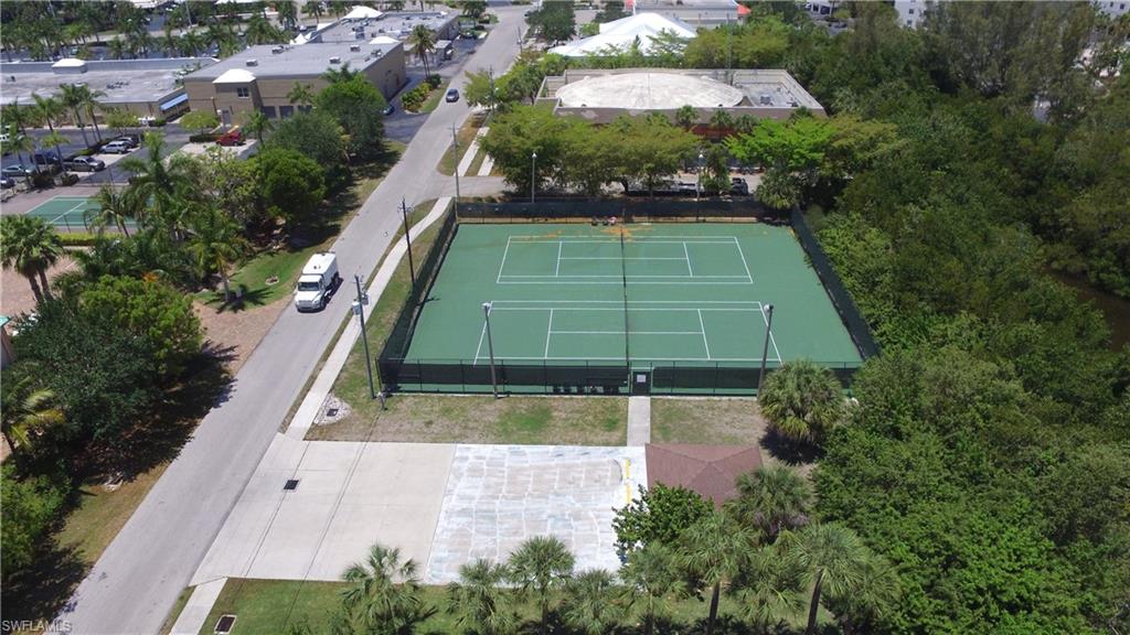 THE PALMS OF BAY BEACH - Residential
