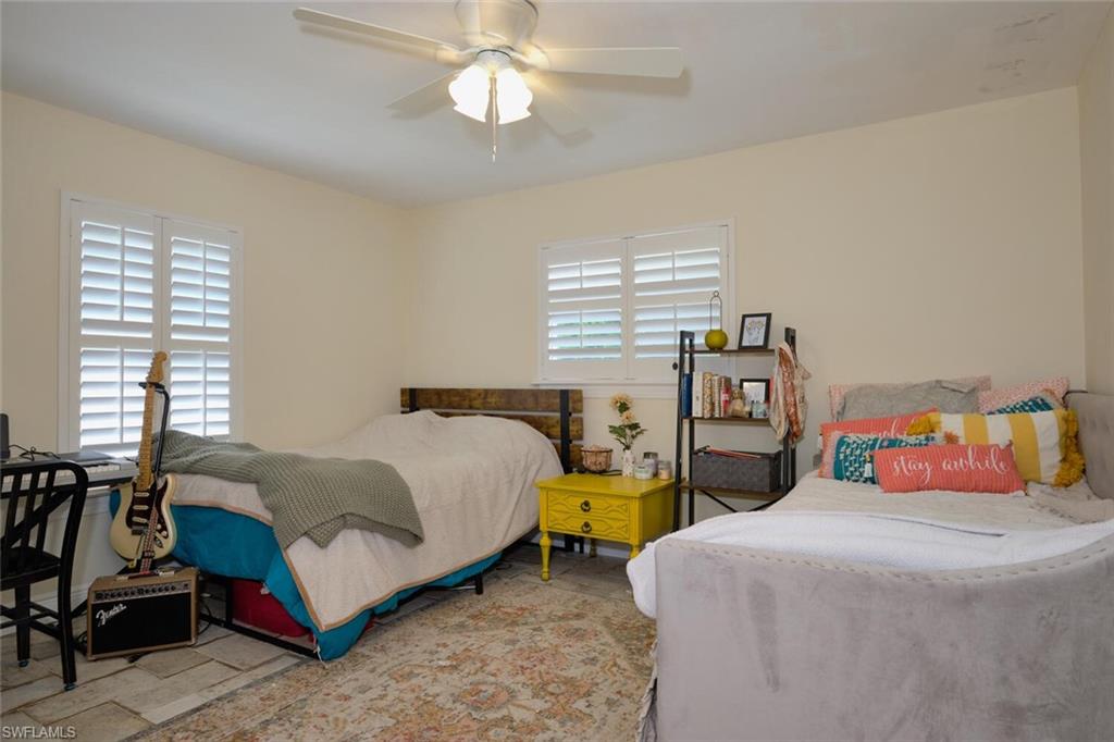 DEEP LAGOON ESTATES - Residential Lease