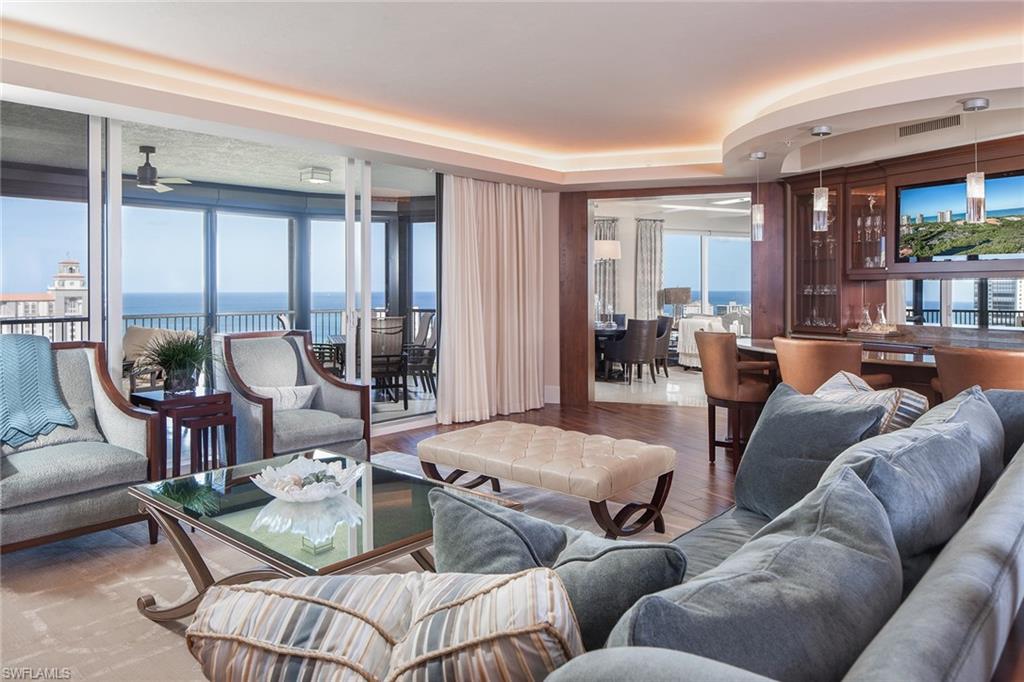 TRIESTE AT BAY COLONY - Residential