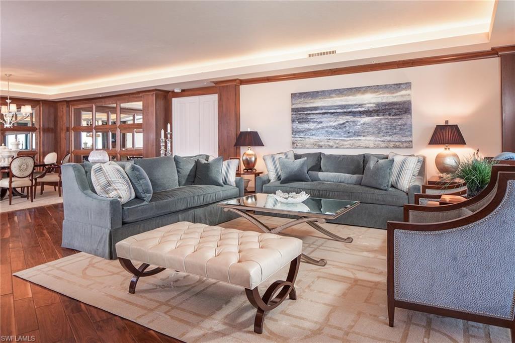 TRIESTE AT BAY COLONY - Residential