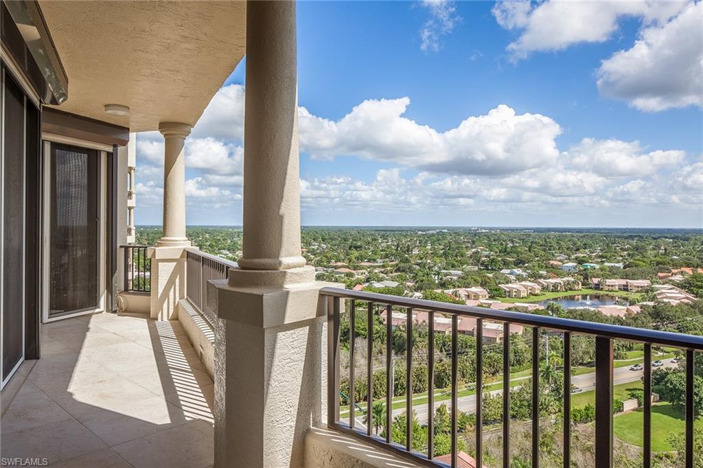 TRIESTE AT BAY COLONY - Residential