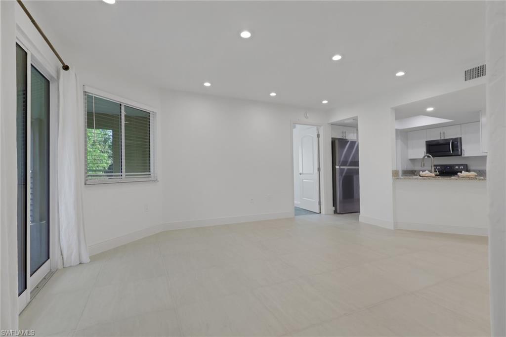 THE GREENS - Residential