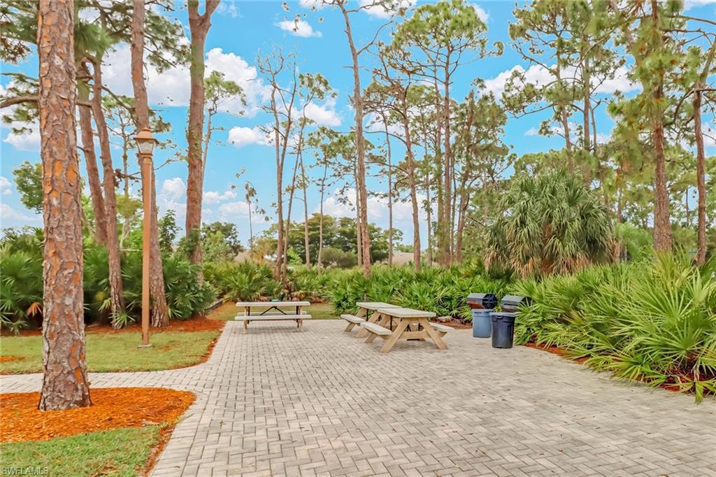 THE GREENS - Residential