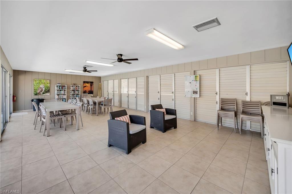 SEABREEZE WEST - Residential